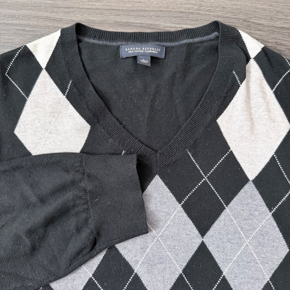 Banana Republic Mens Silk Cotton Cashmere V-Neck Argyle Sweater Black Grey L